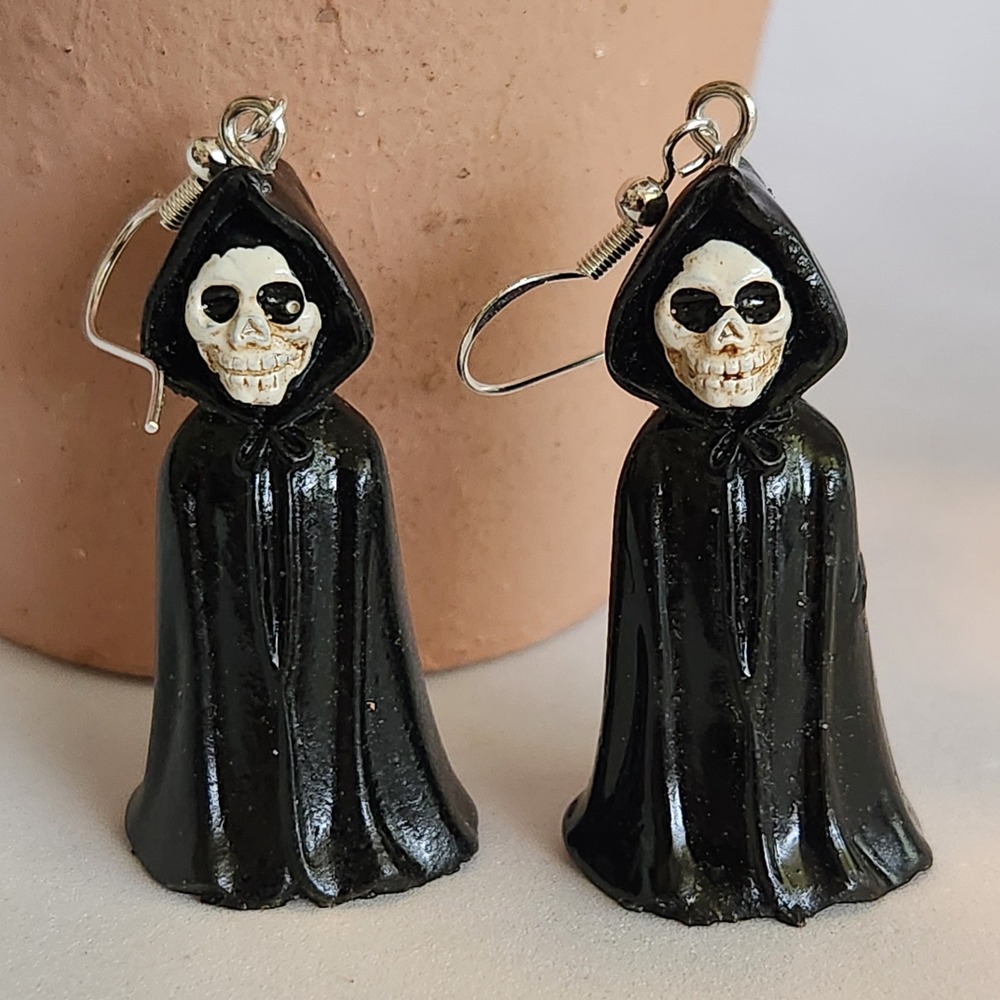 Grim Reaper Skeleton Skull Dangle Earrings‎ Black Hooded Cloak Gothic Halloween